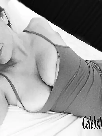 Cleavage Photo of Maitland Ward Baxter