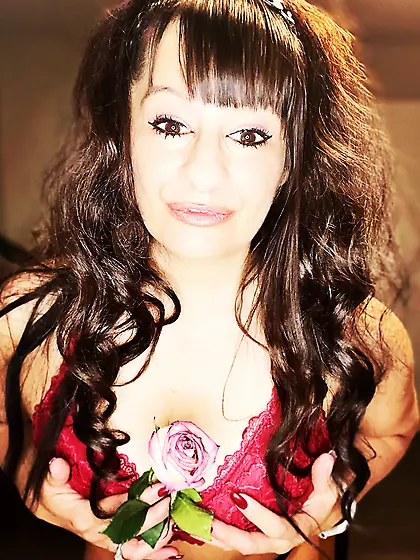 Sexy and naughty pics