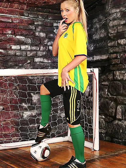 Tight blonde Candy Blond strips out of her soccer uniform and fi