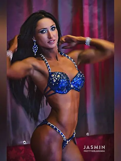 Bisexual green eyes girl