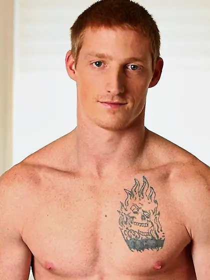 Beautiful blonde hottie gives slobbery blowjob before banging in