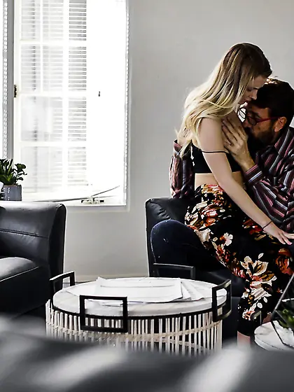 Riley Star gets eaten out and screwed on leather couch