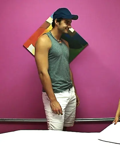 Alluring masseuse strokes guy