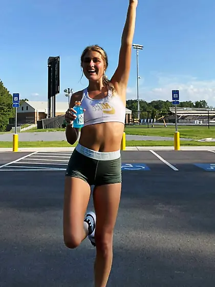 Sexy runners in Nike Pro