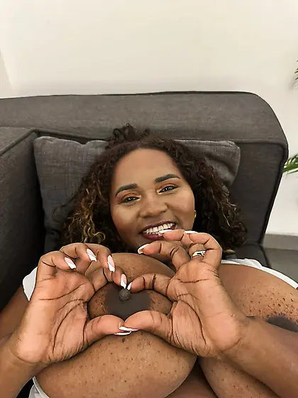 I invite you to my jacuzzi Bb