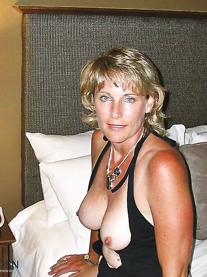 Light-Haired Mature Wifey Flashes Off In Front Of Her Hubby (2on