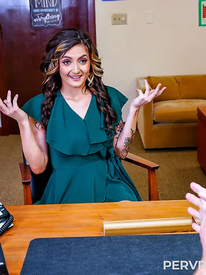 Wavy-haired MYLF Harper Madison gets fucked in the office