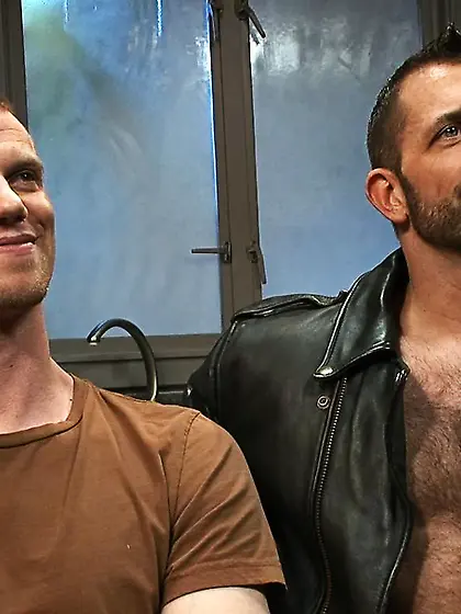 Bearded gay dude fucks