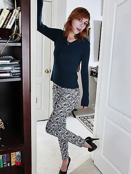 Saggy tits young beautiful natural