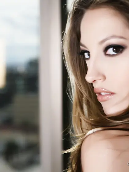 Smoking hot chick sexy