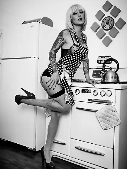 Naughty blonde babe plays