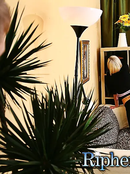 Sexy blonde chick resists