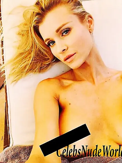 Sexy selfies of Joanna Krupa
