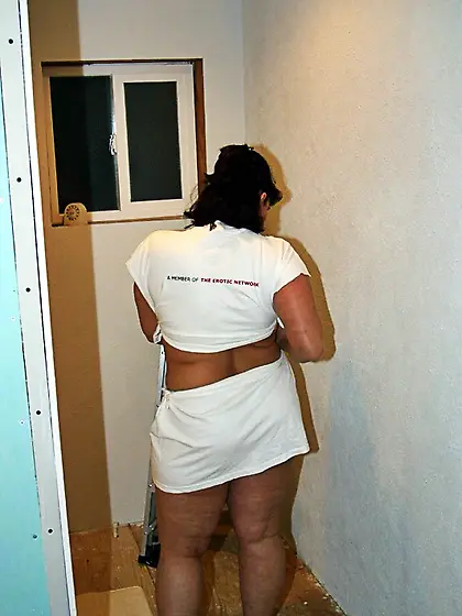 Cougar Reba from United States Lets Paint