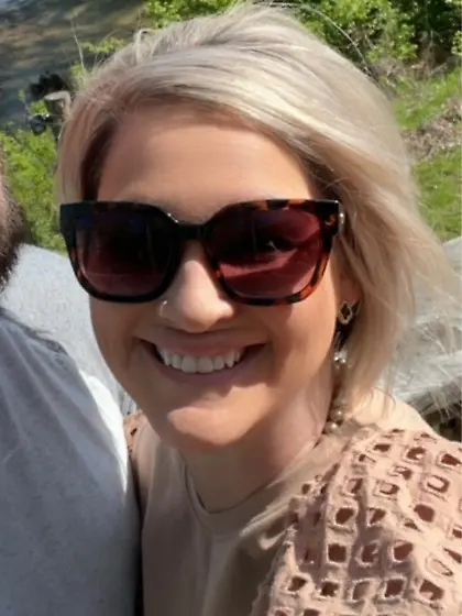 Mallory shows off her big titties at mardi gras