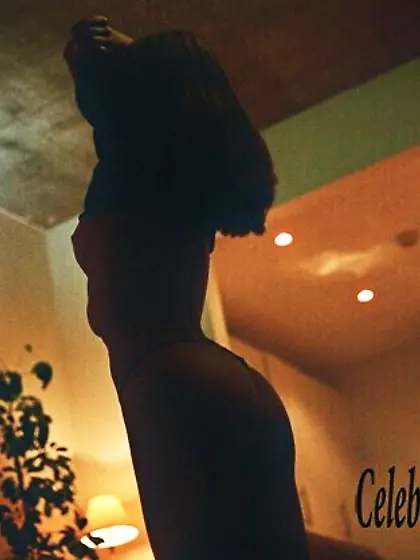 Lola McDonnell Nude