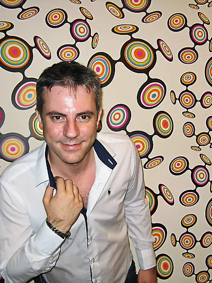 White man adrennalinehot striptease