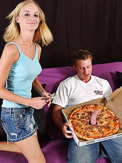 Leah Wilde takes her clothes off on the sofa and gets her vagina