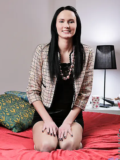 Filthy panty doll Valentina Cross teasing with the close up view