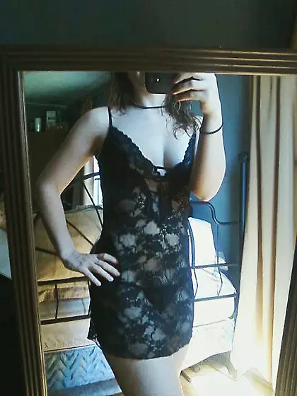 Beautiful Nerdy Casey sextape/pics/feet