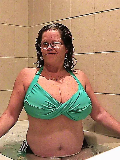 Big Tits Misha MILF from Europe