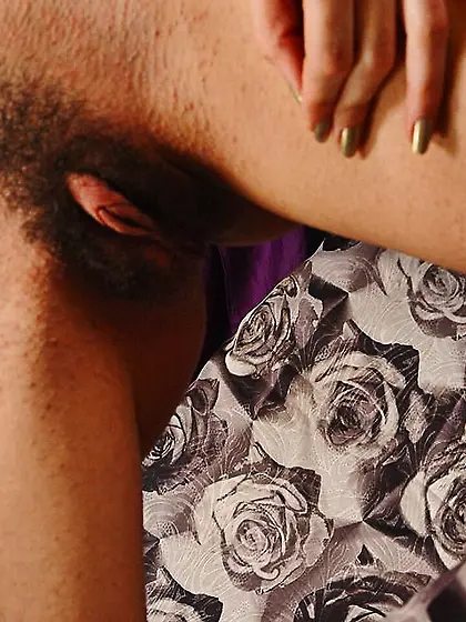 Luscious babe shows indulging