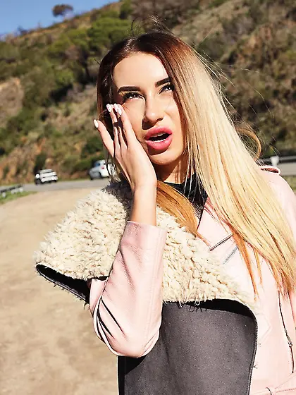 Blonde slut in sexy stockings enjoys biker fooling around with h