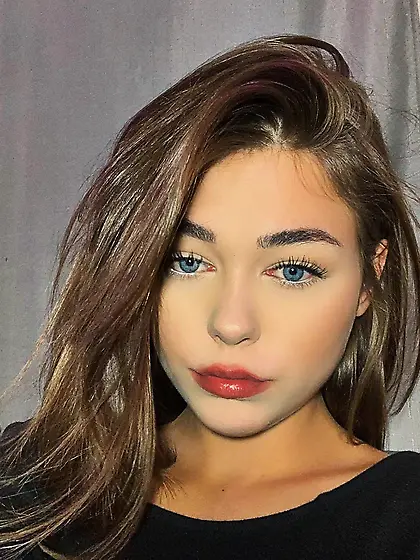 Perfect little sister