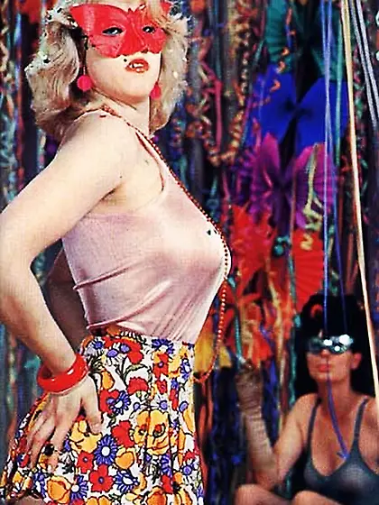 Kinky seventies ladies extreme