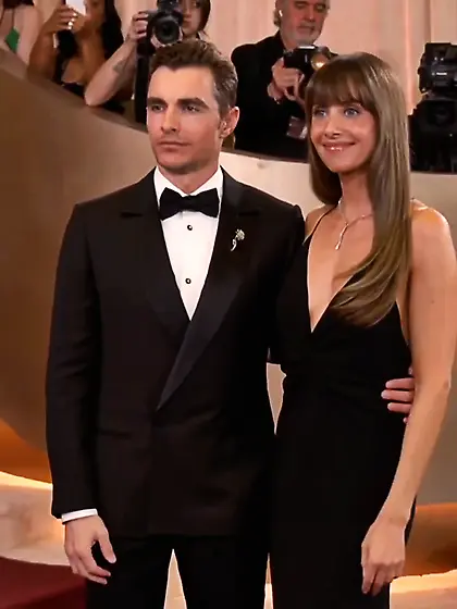 Alison Brie at 2026 Golden Globes