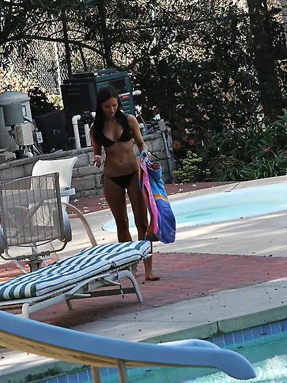 Kari Sweets strips her sexy black lingerie off and shows us her