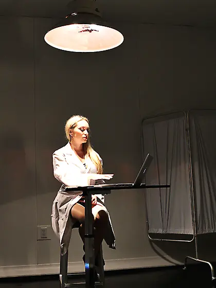 This leads to an intimate meeting with hot orgasms in HQ