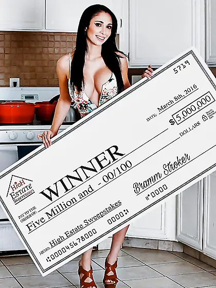 Diva with big melons thinks she is too beautiful to cook so she