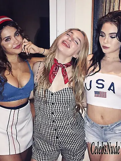 Sexy Photos of McKayla Maroney