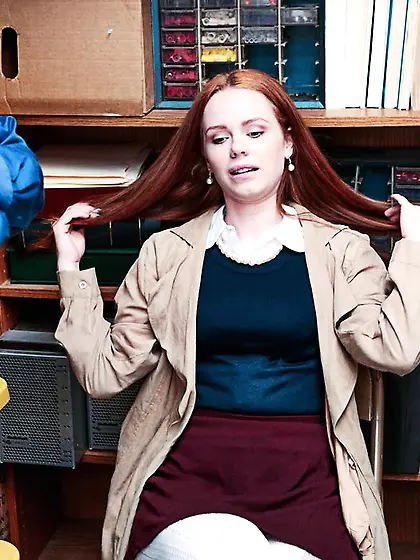 Sophisticated teen in pearls sucks a store...