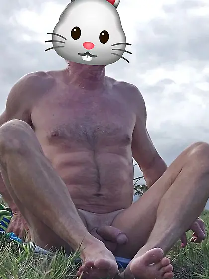 Outdoor fap addict caught