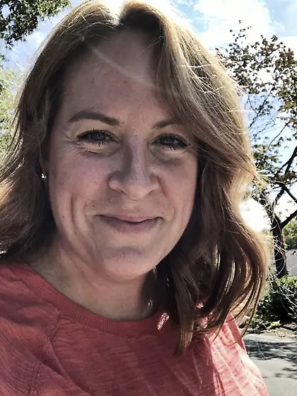 Thick ass Mary likes to strip