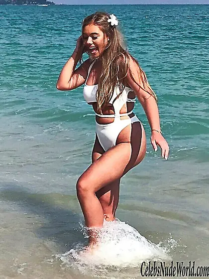 Tyne Lexy Clarson Sexy