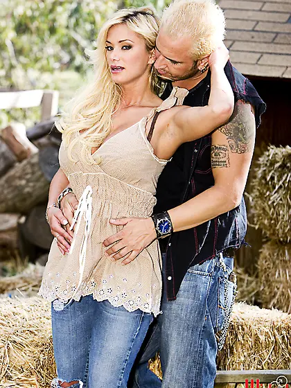 Divine Shyla Stylez pleases her skilled lover with a deep blowjo