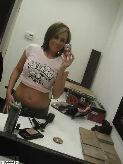 Gorgeous hottie banging body