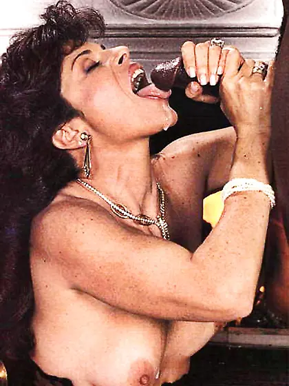 Ona Zee With Ray Victory