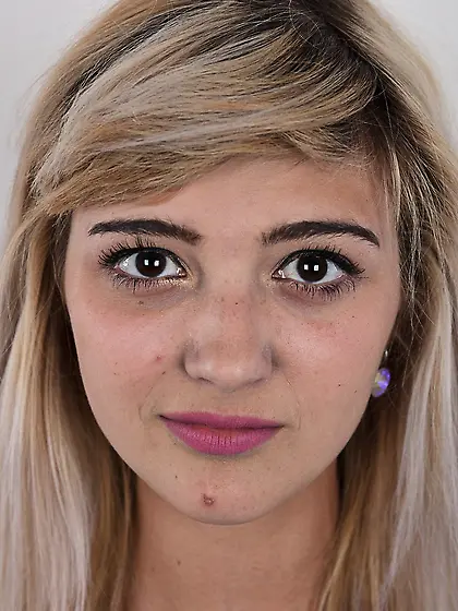 Karolina the kinky teen is showing off her nice boobies