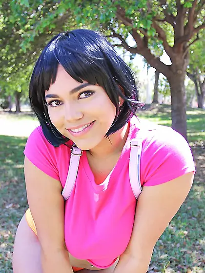 Teen Dora the Explorer look-alike gets drilled