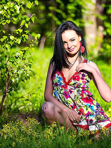 Mischievous cool babe drops