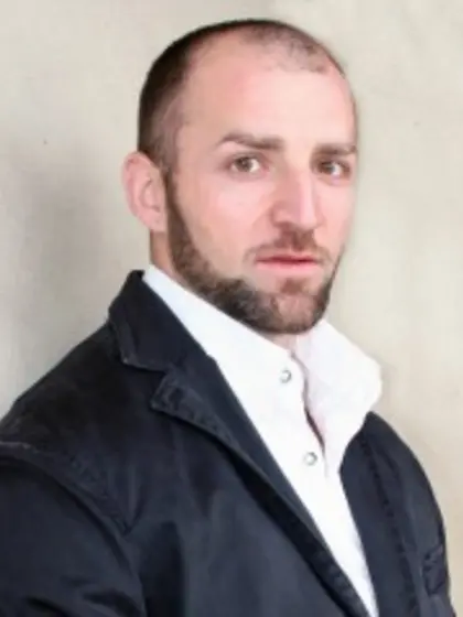 Handsomeboy Dancing.