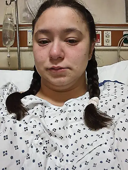 Courtney - 18yr old,  4'11,  34JJ boobs