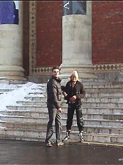 Stella Stevens takes her clothes off and then fingers her hungry