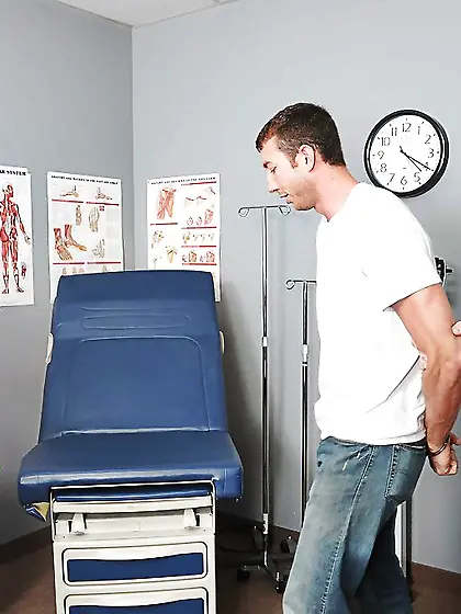 Kortney Kane orgasms,  she releases a lot of fluids for doctor