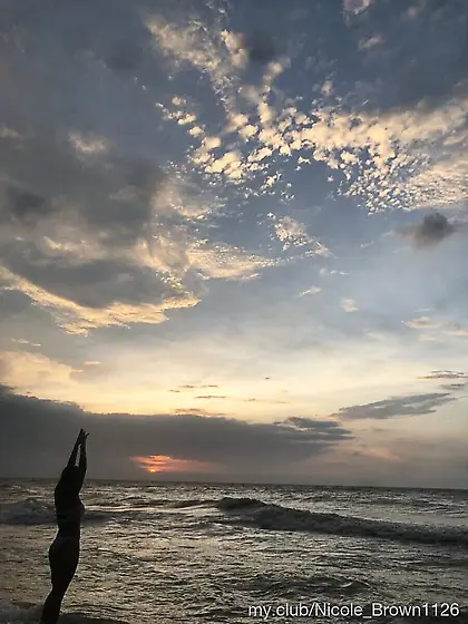 Nicole Brown Free Photos