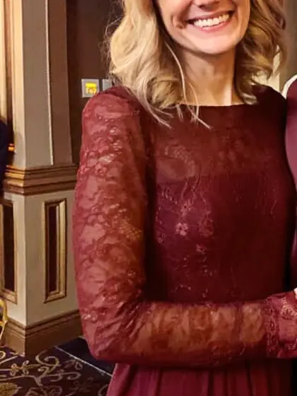 Skinny Melissa gets totally naked on the GGW bus